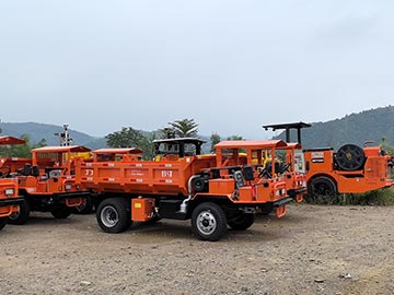 河南5吨地下自卸车使用现场