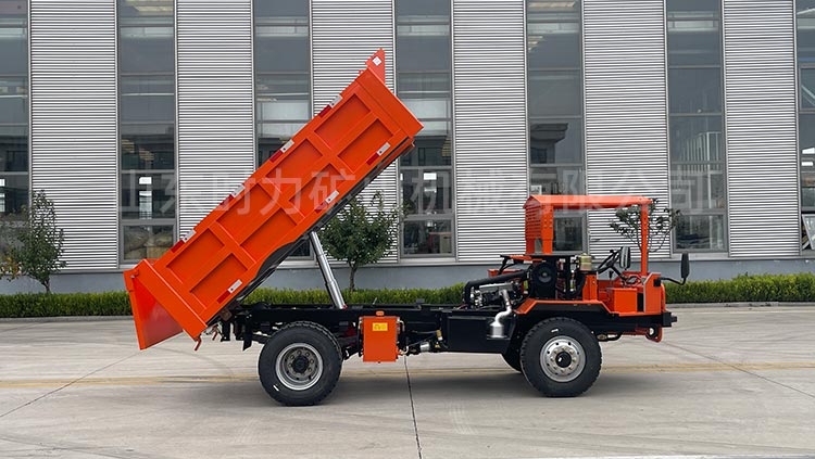 UQ-10地下自卸车图片